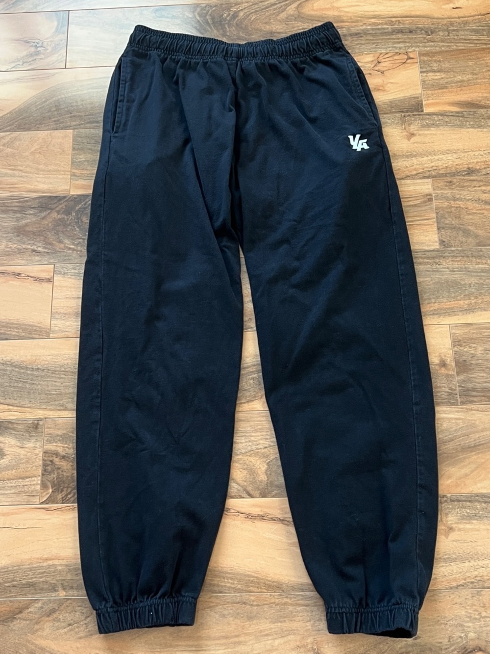 YoungLA Men’s Medium Black Jogger Sweatpants YLA Logo Gym Workout Athletic